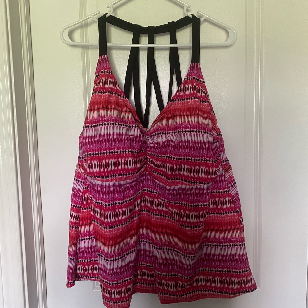 Ava & VIV Plus Size Swim Top